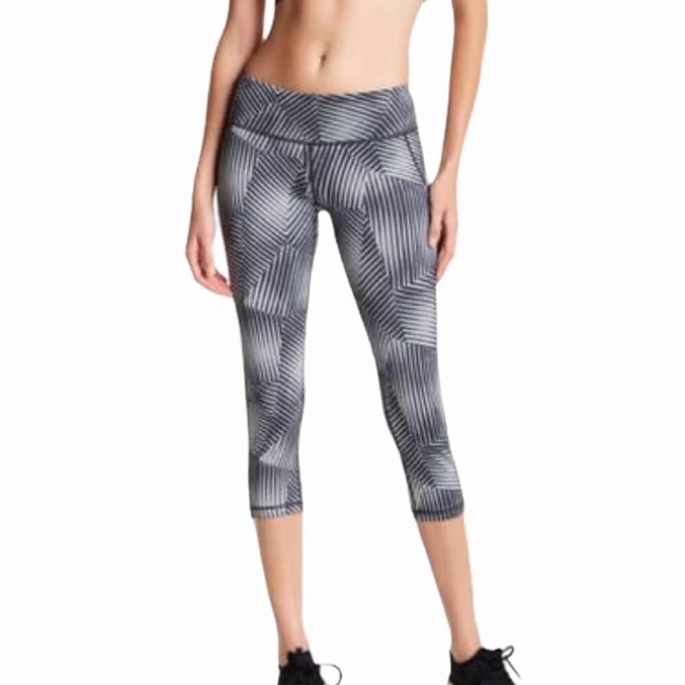 ZELLA Ivy Geo Print Athletic Cropped Leggings